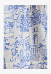 Neselectat, blue toile print