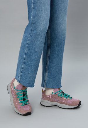 Flower Mountain YAMABUSHI - Sneaker low - puderrosa