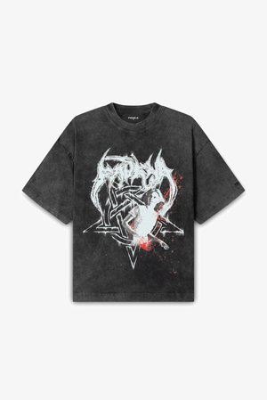 T-Shirt grafic negru cu un finisaj uzat, design mare tipărit în alb și roșu, cu o croială relaxată și mâneci scurte.
