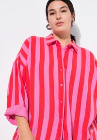 Studio Untold STREIFEN LANGARM - Camicia - pink