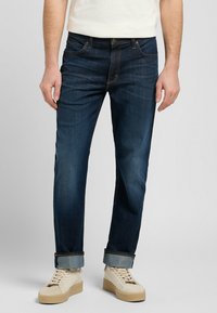 Lee WEST - Jean boyfriend - strong hand