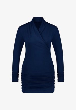 Tummansininen pitkähihaisempi paita, joka on valmistettu sileästä kankaasta. Paidassa on kietaisumalli ja poimutettu rakenne sivuilla, mikä luo istuvan siluetin.