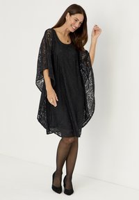 Cellbes of Sweden Juhlamekko - black
