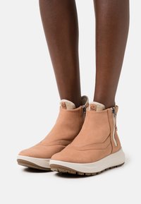 ECCO Botines bajos - light brown