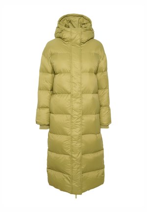 Puffer coat with a hood, made of lightweight olive green fabric. Features horizontal quilted sections and ribbed cuffs. Mid-length design.