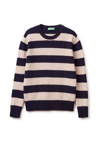 Sweter z długim rękawem i okrągłym dekoltem w szerokie, poziome granatowo-beżowe paski, z prążkowanymi mankietami i dołem, ułożony płasko na białym tle.
