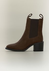 Sélectionné, dark brown