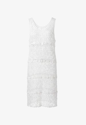 Ærmeløs hvid knælængde kjole med hulmønster i blonder og vandrette blondebånd, der skaber et tekstureret, luftigt design.