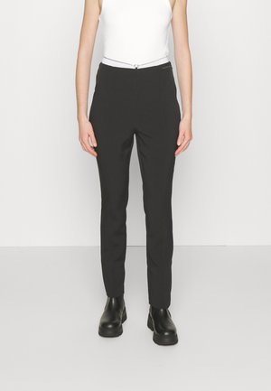 WAIST CHAIN SLIM STRAIGHT PANT - Nohavice - black
