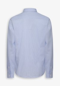 Lyseblå langærmet skjorte med ternet mønster, knap-krave og knappede manchetter. Glat stof med en klassisk pasform.