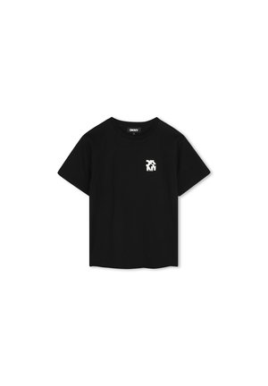 Zwarte korte mouwen T-shirt van katoen. Heeft een wit grafisch logo op de linkerborst. Soepele structuur, ronde hals.