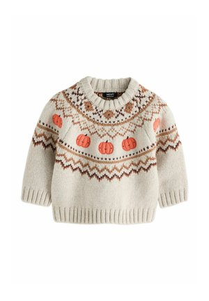 Beige strikket sweater med brune geometriske mønstre og orange græskar-motiver på bryst og ærmer, med ribstrikket krave og manchetter.