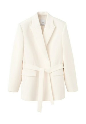 Cream-colored tailored blazer with notch lapels, long sleeves, front flap pockets, and a matching belt tied at the waist.