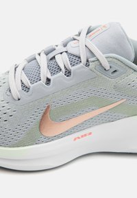 Nike Performance AIR WINFLO 11 - Scarpe da corsa su strada - grey