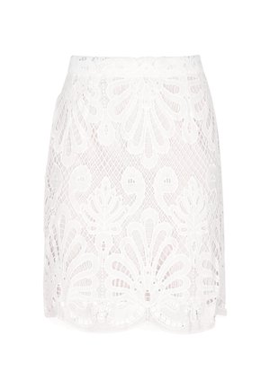 Gonna bianca in pizzo con motivi floreali, design aderente e orlo a scollo. Il tessuto è semitrasparente e strutturato.