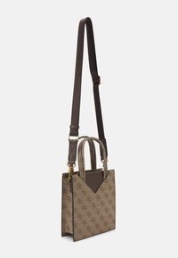 Guess VEZZOLA UNISEX - Håndveske - beige/brown