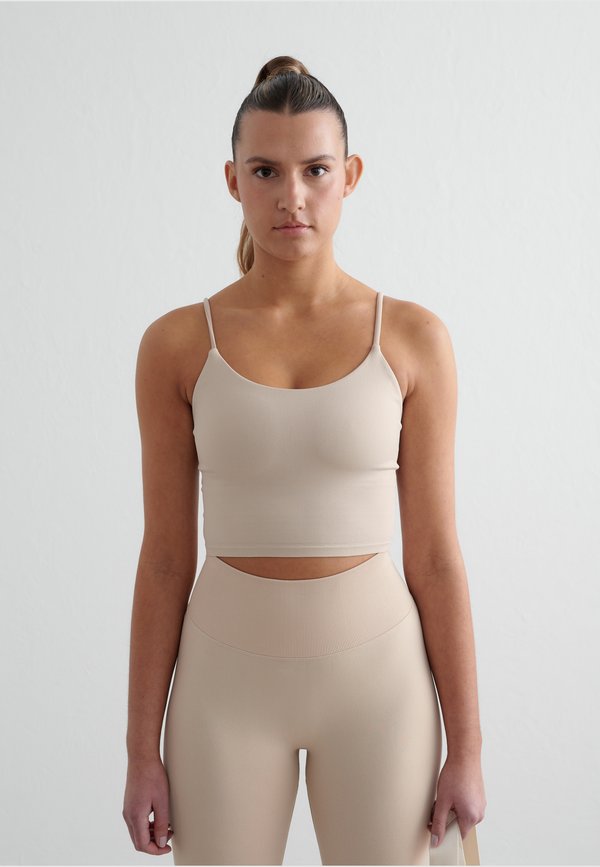 SHAPE SEAMLESS STRAP SINGLET - Top - beige