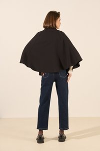 BENOA MANDY - Cape - noir