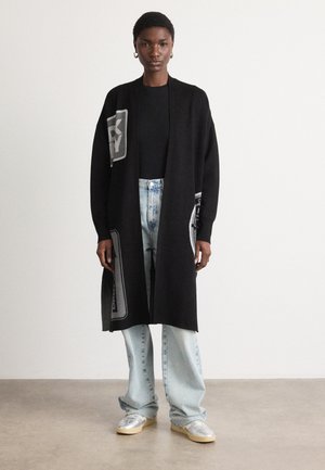 OVERSIZED PATCH CARDIGAN  - Cardigan - black