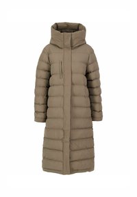 Lang, puffy, olijfgroen jack met een hoge kraag en een rits aan de voorkant. Het heeft een stijlvol ontwerp en horizontale stiksels over het lichaam.