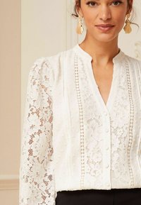 Love & Roses REGULAR FIT - Camicia - ivory white