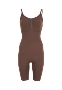 Body marrone con spalline sottili, design aderente e lunghezza fino alla metà della coscia. Realizzato in tessuto morbido con una texture liscia e coppa preformata.