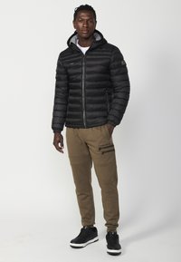 Koroshi PADDED - Zimska jakna - black