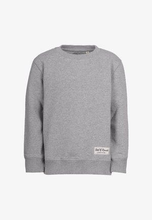 Grå sweatshirt lavet af blødt bomuldsblanding, med ribbede manchetter og nederkant, rund halsudskæring design, og et lille logo patch nederst til venstre.