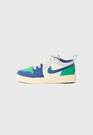JORDAN LOW UNISEX - Sneakers basse - sail/deep royal blue/stadium green/neutral grey/muslin