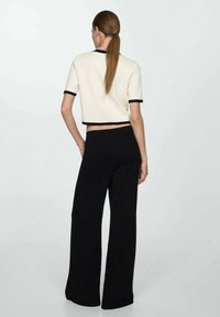 Mango Cardigan - beige