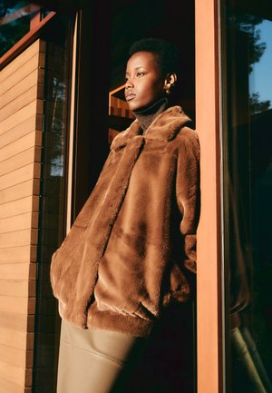 DESIGNERS REMIX FINLEY  - Winterjacke - brown