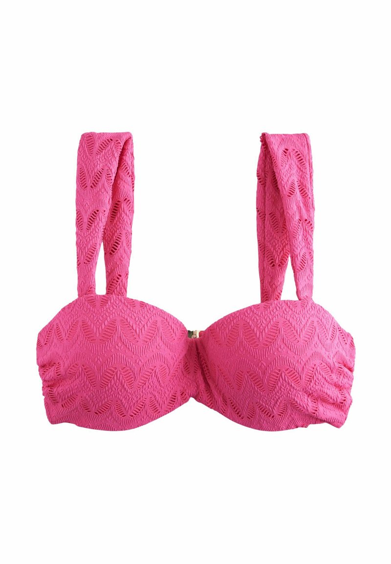 Roze bikini-top met brede, textuurgebonden banden, golfpatroon en een haaksluiting aan de voorkant. De stof heeft een lichte glans en subtiele plooidetails.