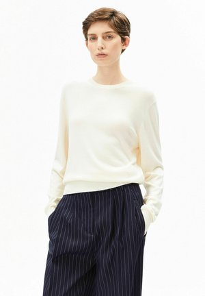 FINE - Strickpullover - oatmilk