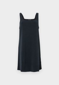 Slip dress i svart uten ermer med firkantet hals, laget av glatt stoff. Har en rett kutt og subtile sømdetaljer i siden.
