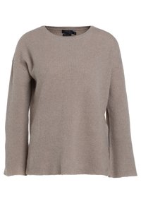 Pull en tricot côtelé beige avec un col rond, des épaules tombantes et des fentes latérales. Texture douce ; coupe décontractée.