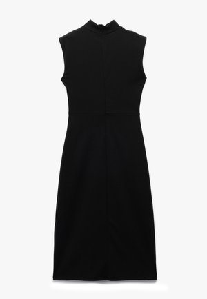 Vestito nero senza maniche con colletto alto, design aderente e chiusura lampo sul retro. Realizzato in un tessuto liscio e elasticizzato.