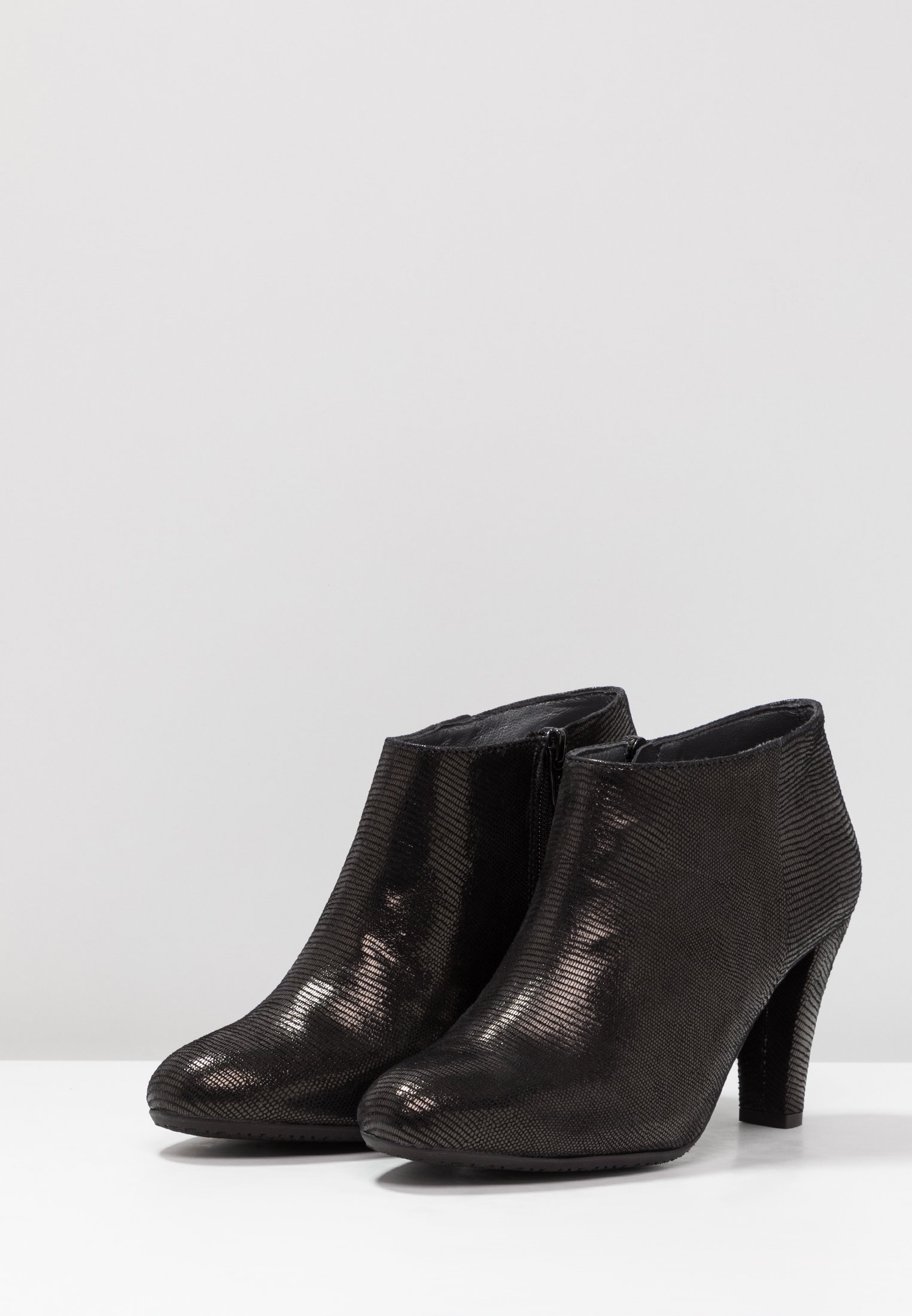 carvela ross ankle boots