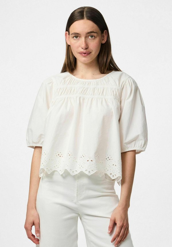 PCSALMINA - Bluse - cloud dancer