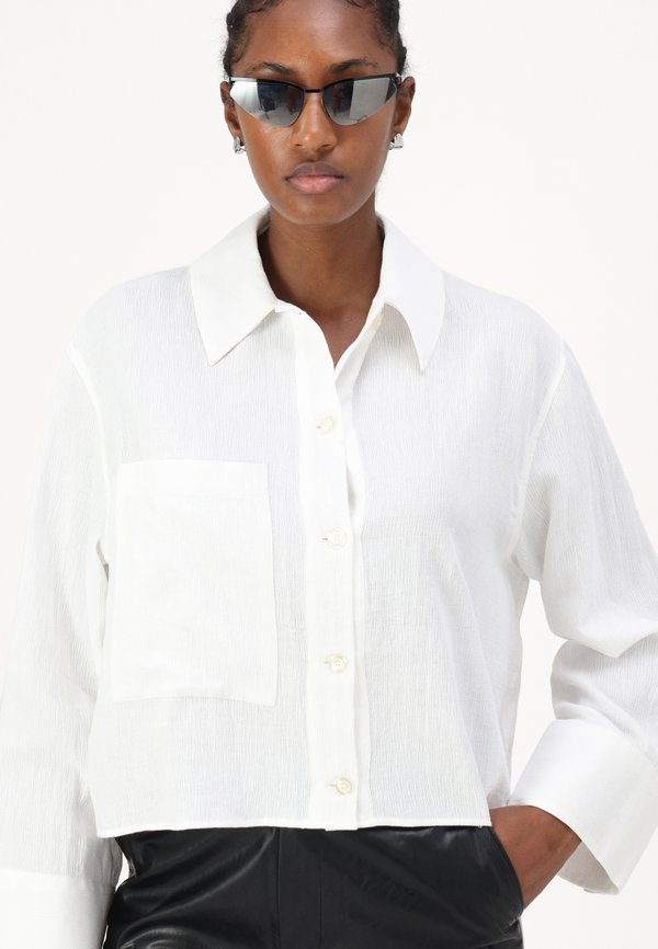 DIVE - Button-down blouse3