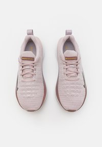 Nike Performance REACTX INFINITY  - Tenisice za cestovno trčanje - platinum violet/black/smokey mauve/saturn gold/white/photon dust