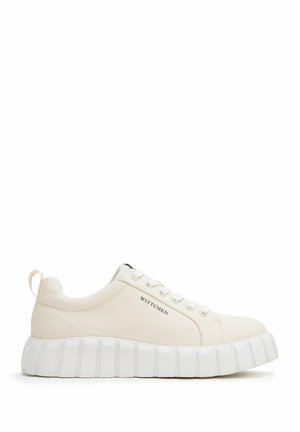 Trainers - beige