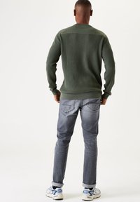 Garcia Trui - sage green