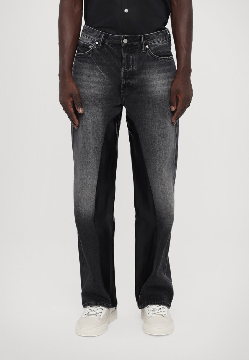 Evisu Džíny Relaxed Fit - black