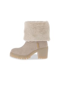 Botas de tobillo beige hechas de ante, con un mullido puño de piel sintética, tacón ancho beige y suela de goma texturizada para mayor tracción.