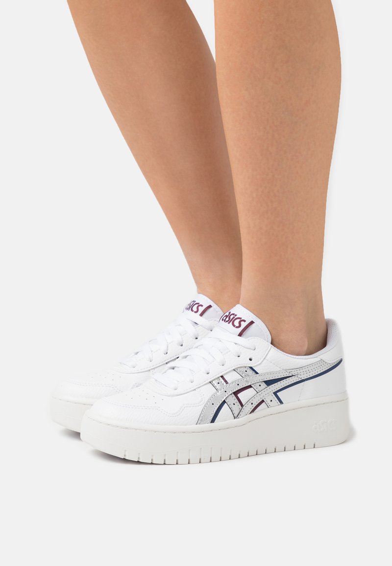 asics silver trainers