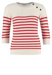 Pull en tricot à larges rayures rouges et crème, col rond, manches trois-quarts, et trois boutons noirs décoratifs sur une épaule.