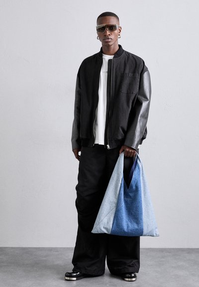 MM6 Maison Margiela JAPANESE BAG MEDIUM UNISEX - Shopping bag - denim