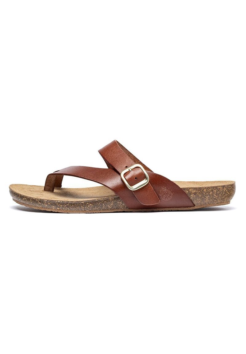 Braune Lederflip-Flops mit breitem Riemen, verstellbarer Metall-Schnalle, Korkfußbett und strukturiertem Gummi-Außensohle. Leichtes Design.