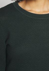 VILA Stickad tröja - dark green