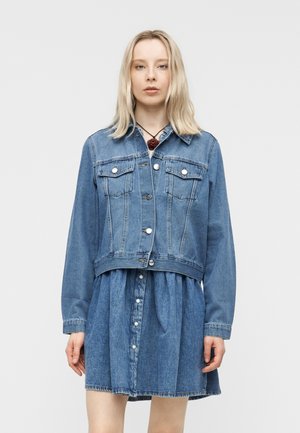 ONLY ONLIVY LOOSE JACKET - Jeansjacke - medium blue denim